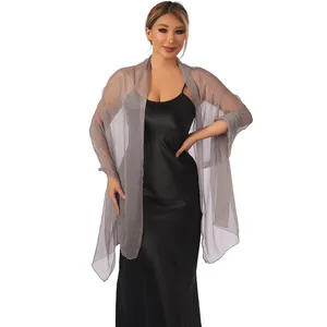 Elegante scialle da sera grigio metallizzato in chiffon per matrimoni e balli di gala