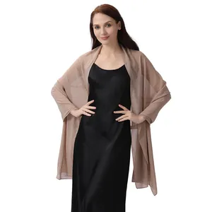 Eleganter Chiffon-Schal mit funkelnden Strasssteinen für Abendkleider