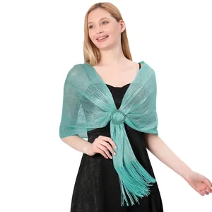 Elegante scialle in filato metallico verde acqua con fibbia e frange per abiti da sera
