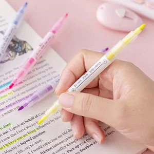 Pastel double-headed highlighter pens for student note-taking and highlighting
