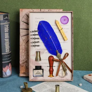Vintage Schreibfeder-Set in Blau mit Siegellack, Stempel und Tinte in Geschenkbox