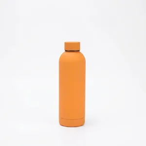 Matte orange 304 stainless steel insulated water bottle for outdoor sports.