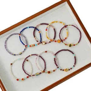 Élégant ensemble de bracelets en perles de cristal de pierre naturelle faits à la main