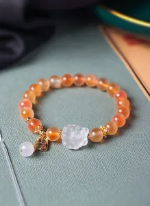 Elegantes Achat-Armband im chinesischen Stil mit Weißkristall-Neunschwänzigen Fuchs