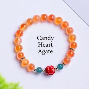 Bracelet en perles d'agate cœur de bonbon naturelles avec perle rouge sculptée et accents verts