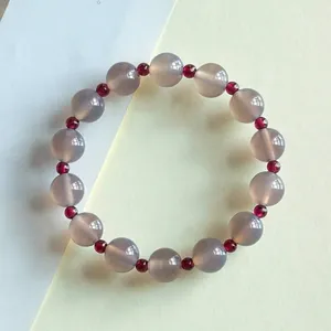 Elegante pulsera elástica de cuentas de ágata gris natural y granate para mujer moda