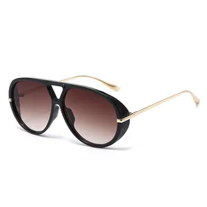 Vintage oversized aviator γυαλιά ηλίου με χρυσούς μεταλλικούς βραχίονες
