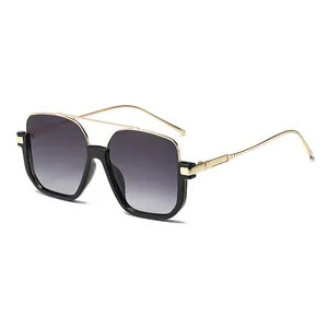 Women's square sunglasses with double bridge and gradient lenses in gold and black.