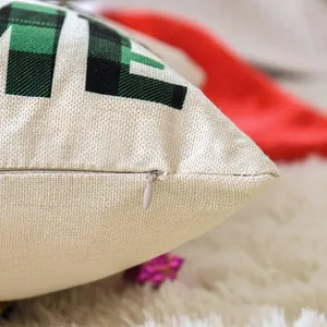 Detailaufnahme eines Weihnachts-Leinenkissenbezugs mit einem robusten verdeckten Reißverschluss
