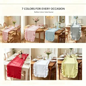 Chemin de table élégant en coton à volants disponible en sept couleurs pour table.