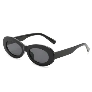 Lunettes de soleil rétro œil de chat ovales pour femmes avec monture noire épaisse