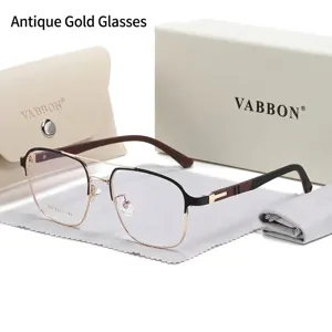 Klassische Herrenbrille mit quadratischem Rahmen und elegantem Doppelsteg-Design