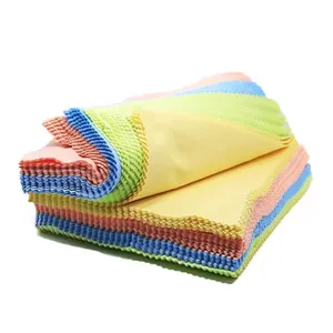 Set professionale di panni in microfibra colorati per la pulizia di occhiali e lenti