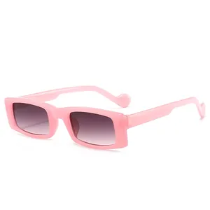 Modische rosa eckige Sonnenbrille mit rechteckigem Rahmen und Verlaufsgläsern