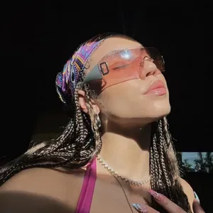 Lunettes de soleil bouclier Y2K sans monture roses avec logo D en strass