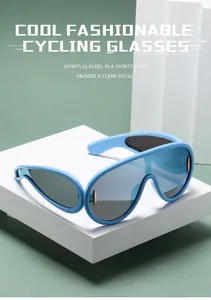 Occhiali da sole futuristici Y2K avvolgenti azzurro chiaro con lenti scure