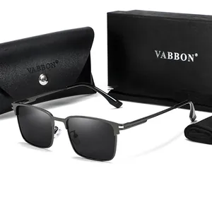 Stylish men's polarized sunglasses with gunmetal frame including black protective case and gift box