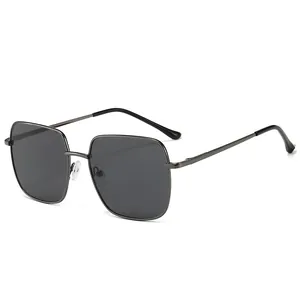 Lunettes de soleil classiques à monture carrée en métal pour enfants, verres UV foncés