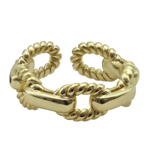 Elegant gold plated S925 sterling silver twisted chain link open ring for stylish women