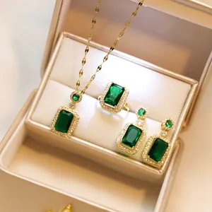 Set di Gioielli in Strass Verde Smeraldo Vintage per Donna Collana Orecchini Anello Geometrico in Lega di Zinco Regalo