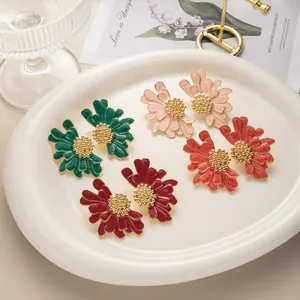 Orecchini a Bottone Margherita Vintage Francese Orecchini a Fiore in Smalto a Strati Gioielli Estivi Dolci di Lusso per Donna