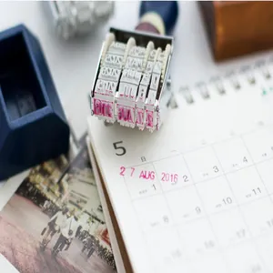 Timbro datario a rullo vintage regolabile per decorare diari e agende personali