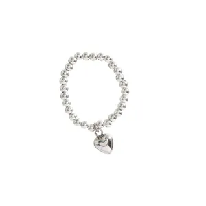 Eleganter elastischer Kugelring aus 925er Sterlingsilber mit einem Herzanhänger