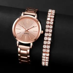 Elegante roségoud minimalistisch kwartshorloge met fonkelende strass armbandset
