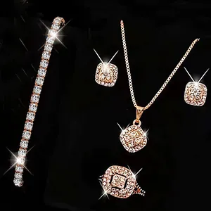 Luxuriöses Schmuckset in Roségold mit Zirkonia Halskette Armband Ring und Ohrringen