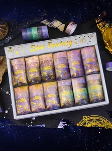 Luxe boxset met 12 rollen washi-tape met goudfolie en sterrenstelselthema voor bullet journal