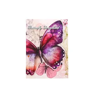 Cartolina per scrapbooking con farfalla vintage e design artistico di farfalla viola