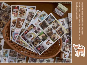 Autocollants décoratifs avec expressions de Chihuahua dans un panier vintage chic.