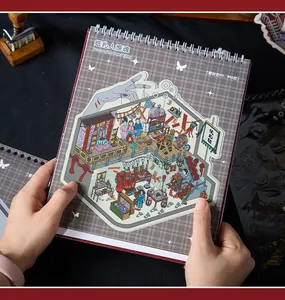 Nahaufnahme des Covers eines gruseligen DIY-Miniaturlandschafts-Stickerbuchs mit Details