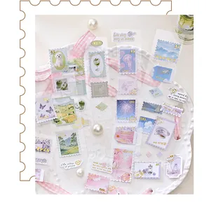Détail en gros plan d'autocollants en PVC style timbre rétro pour le scrapbooking