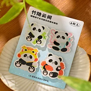Set van 4 schattige acryl panda koelkastmagneten met traditionele Chinese thema's