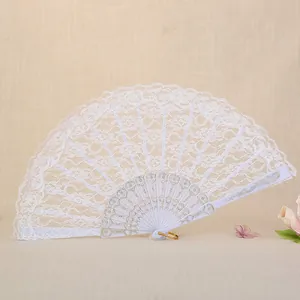 Eleganter weißer Spitzenfächer mit dekorativem Kunststoffrahmen für Tanz und Hochzeiten