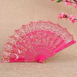 Elegante abanico plegable chino rojo rosa con patrones dorados