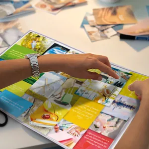 Kit de libro de tablero de visión con tarjetas de collage DIY y pegatinas motivadoras