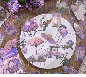 Macro-weergave van holografische Chinese stickers met laser-schelpafwerking voor handwerk