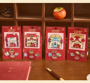 Vier Kühlschrankmagnete aus Acryl im chinesischen Neujahrsstil mit Göttern