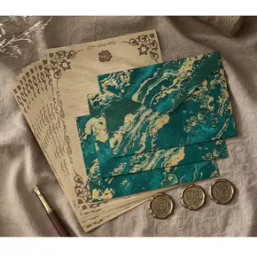 Ensemble de papier à lettres vintage en kraft avec enveloppes marbrées émeraude et dorures