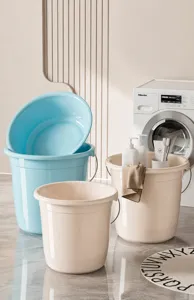 Set di secchi e catinelle in plastica ispessita per bucato e bagno di casa