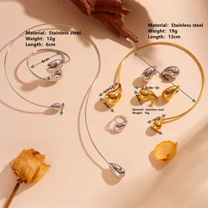 Detailansicht des Edelstahl Wassertropfen Halsketten und Ohrring Sets mit Maßen
