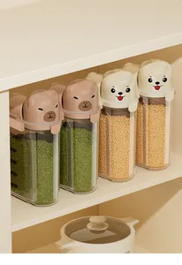 Cuatro frascos herméticos de animales de dibujos animados para cereales y comida para mascotas