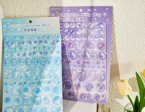 Detailweergave van Milky Way serie bellenstickers met glitterfolie voor scrapbooking