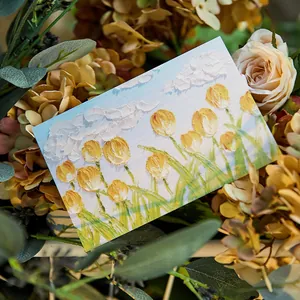 Cartolina artistica in stile pittura a olio con motivi in rilievo di tulipani gialli
