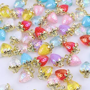 Ciondolo a Forma di Fragola in Acrilico Simulata Charms Frutta Colorata Galvanizzata per Orecchini Fai da Te Portachiavi Accessori per Gioielli