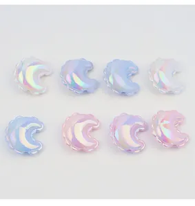 Nahaufnahme von schillernden 22mm Mondperlen mit Muschelrand für DIY-Schmuckherstellung
