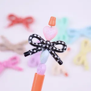 Fiocco a scacchi alla moda con perle a cuore per accessori per gioielli fai da te in acrilico