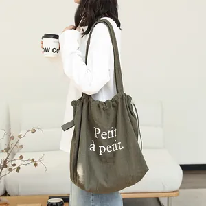 Bolso tote informal de lino verde estilo coreano con cordón y estampado Petit à petit